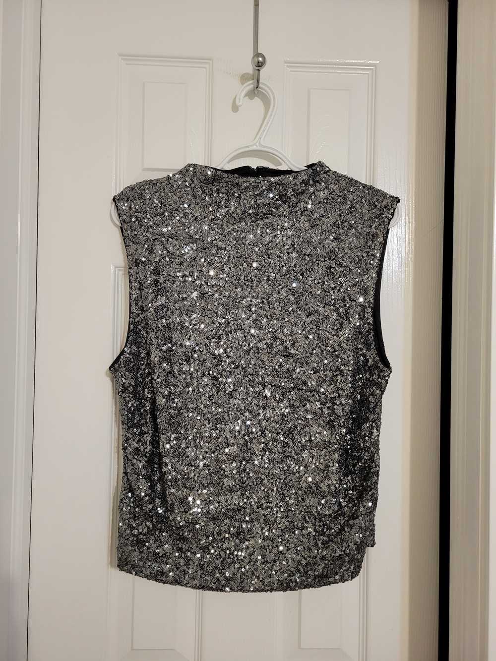 H&M Silver Sequin Sleeveless Tank Top Size L